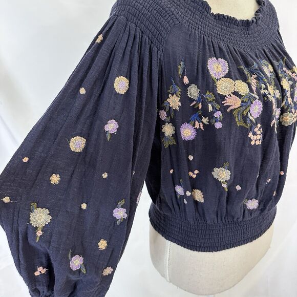 FREE PEOPLE SAACHI SMOCK Off the Shoulder EMBROIDERED FLORAL TOP Size M Boho - Picture 6 of 9
